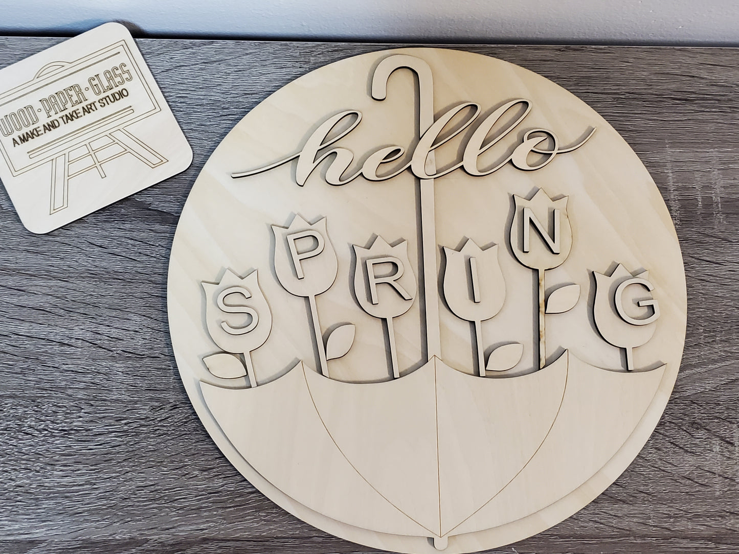 Round Door Hanger - "Hello Spring"